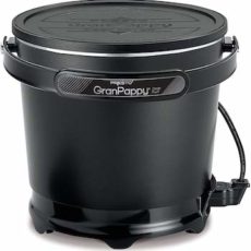 If you’re a foodie and cooking enthusiast who has never owned your own deep fryer or even tried deep drying at home then you’re missing out on something very fun indeed